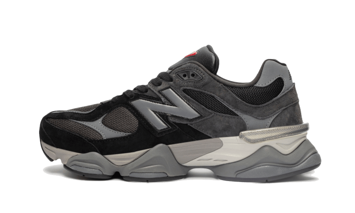 9060 Black Castlerock (U9060BLK) - EU 36–46.5 - Black | SOSUKICKS