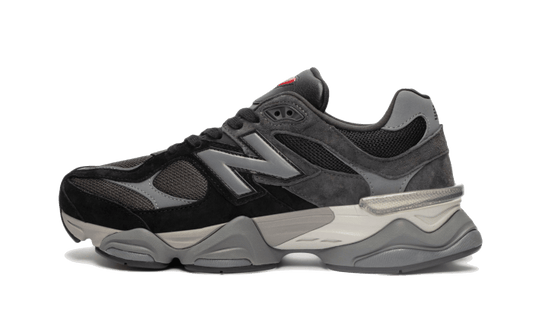 9060 Black Castlerock (U9060BLK) - EU 36–46.5 - Black | SOSUKICKS