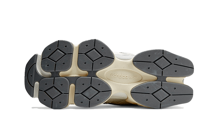 9060 Moonbeam Sea Salt (U9060HSC) - 37.5 EU - 5 US - White | SOSUKICKS