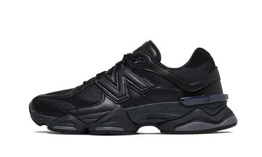 9060 Triple Black Leather (U9060NRI) - EU 36–46.5 - Black | SOSUKICKS