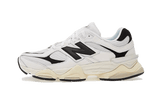 9060 White Black