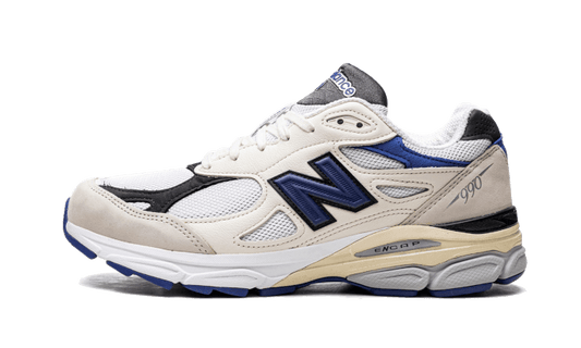 990V3 - Made In USA Cream Blue (M990WB3) - EU 36–46.5 - Blue | SOSUKICKS
