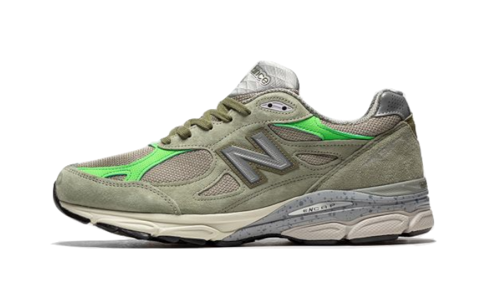 990 V3 Patta Keep Your Family Close (M990PP3) - EU 36–46.5 - Green | SOSUKICKS