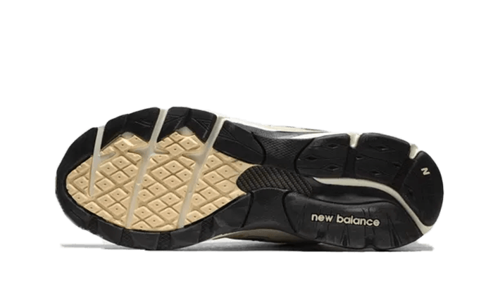 990 V3 Made In USA Teddy Santis Moonbeam (M990AD3) - 38.5 EU - 6 US - White | SOSUKICKS