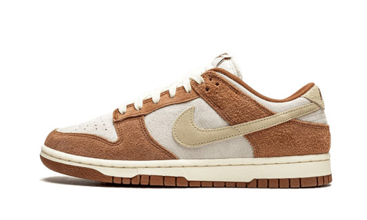 Dunk Low Medium Curry (DD1390-100) - EU 36–46 - Brown | SOSUKICKS
