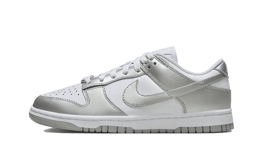Dunk Low Metallic Silver (FV1311-100) - EU 36–44.5 - Gray | SOSUKICKS