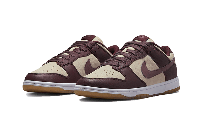 Dunk Low Plum Eclipse (FJ4734-100) - 36 EU - 4 US - Purple | SOSUKICKS