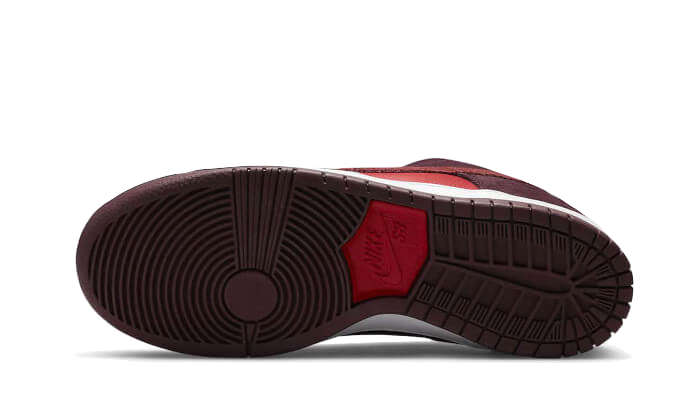 SB Dunk Low Cherry (DM0807-600) - 37.5 EU - 5 US - Red | SOSUKICKS