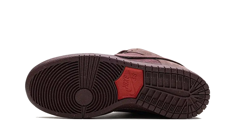 SB Dunk Low City Of Love Burgundy Crush (FN0619-600) - 38 EU - 5.5 US - Burgundy | SOSUKICKS