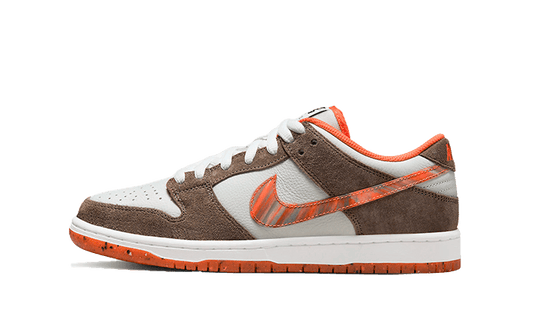 SB Dunk Low Crushed D.C. (DH7782-001) - EU 36–46 - Brown | SOSUKICKS