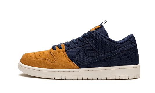 SB Dunk Low Pro PRM 90s Backpack (DX6775-400) - EU 36–47.5 - Navy | SOSUKICKS