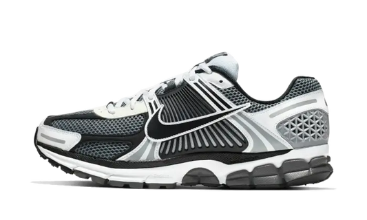Zoom Vomero 5 SE Dark Grey Black White (CI1694-001) - EU 35.5–47.5 - White | SOSUKICKS