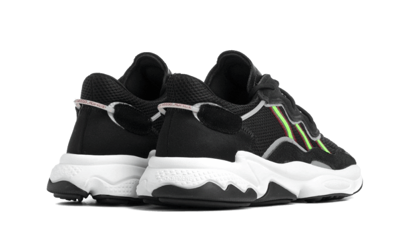 Ozweego Core Black Solar Green (EE7002) - 37 1/3 EU - 5 US - Green | SOSUKICKS