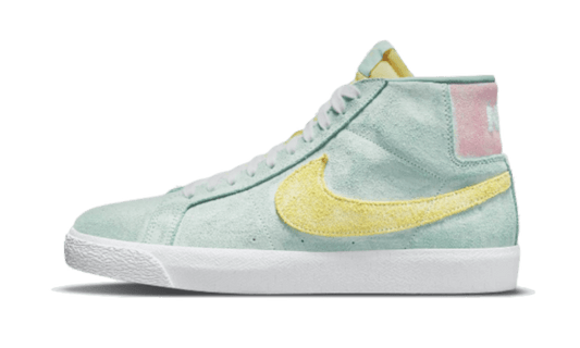 SB Blazer Mid Faded Green Dew (DA1839-300) - EU 36–46 - Green | SOSUKICKS