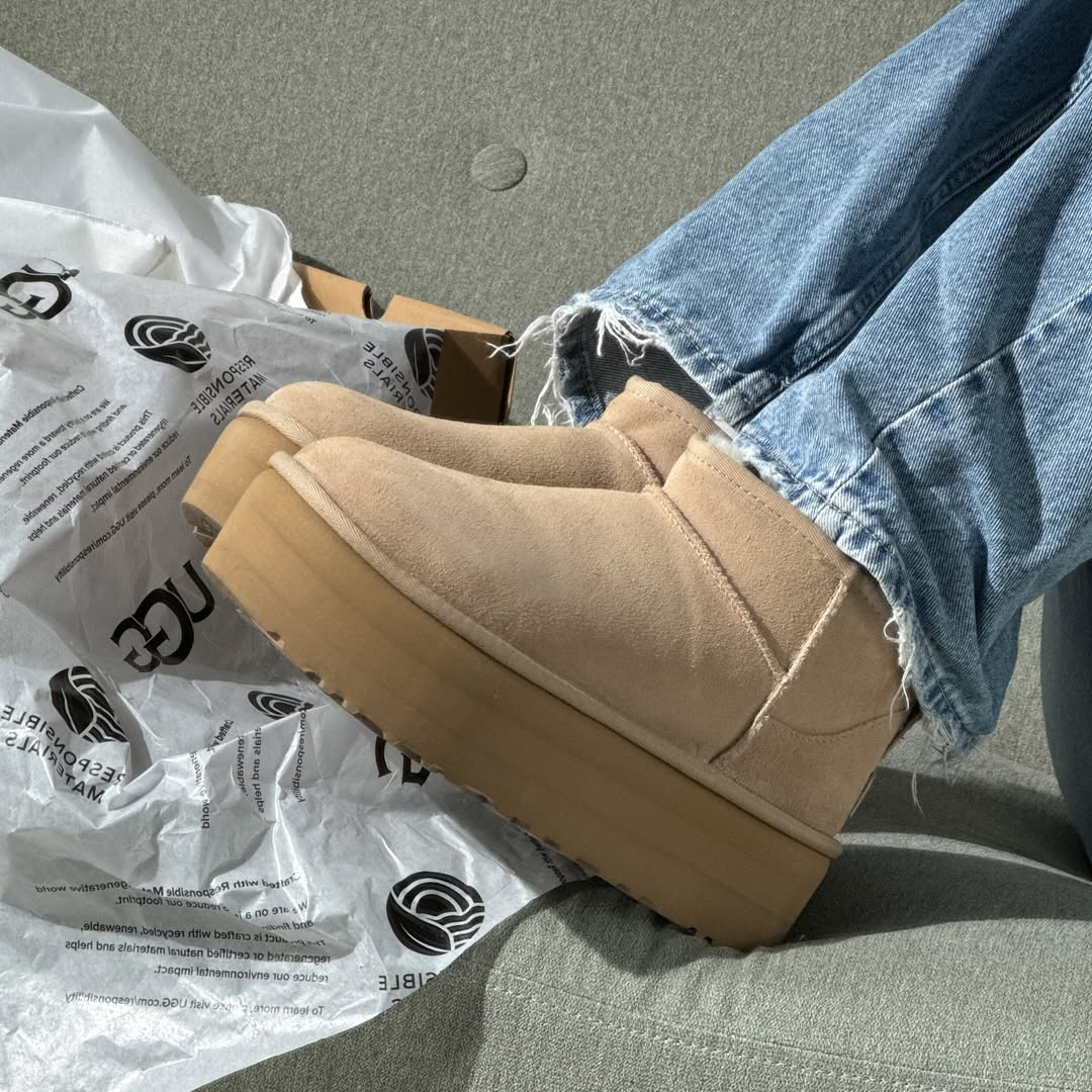 UGG Classic Ultra Mini Platform Boot Sand (Women's)