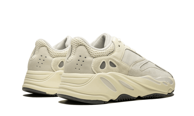 Yeezy 700 Analog (EG7596) - 37 1/3 EU - 5 US - Beige | SOSUKICKS
