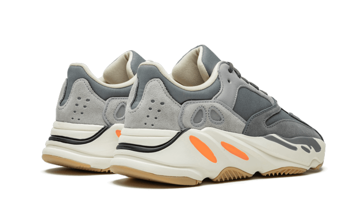 Adidas Yeezy Boost 700 Magnet - FV9922