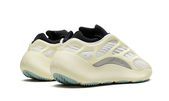 Yeezy 700 V3 Azael (FW4980) - 37 1/3 EU - 5 US - White | SOSUKICKS