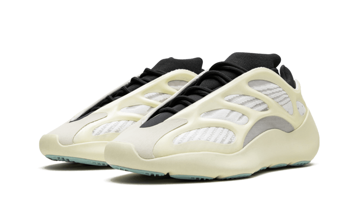 Yeezy 700 V3 Azael (FW4980) - 36 2/3 EU - 4.5 US - White | SOSUKICKS