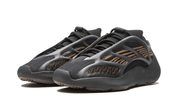 Yeezy 700 V3 Clay Brown (GY0189) - 36 2/3 EU - 4.5 US - Brown | SOSUKICKS