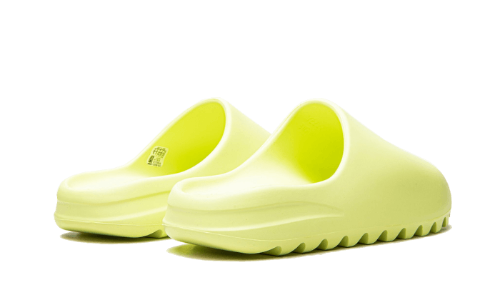 Yeezy Slide Glow Green (Restock Pair 2022) (HQ6447) - 39 EU - 6 US - Green | SOSUKICKS