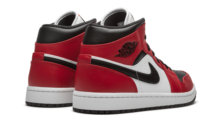 Air Jordan 1 Mid Chicago Black Toe – SOSUKICKS Air Jordan 1 Mid Chicago Black Toe – SOSUKICKS