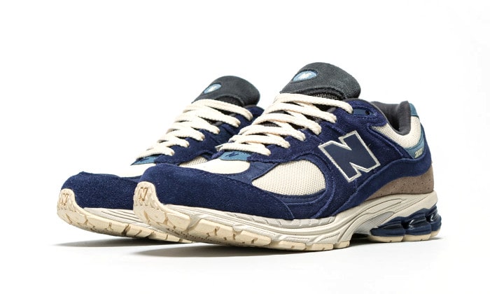 New Balance 2002R Navy Cream - M2002RG