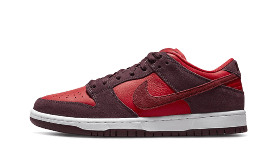 Nike SB Dunk Low Cherry - DM0807-600