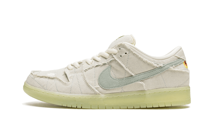 Nike SB Dunk Low Mummy - DM0774-111